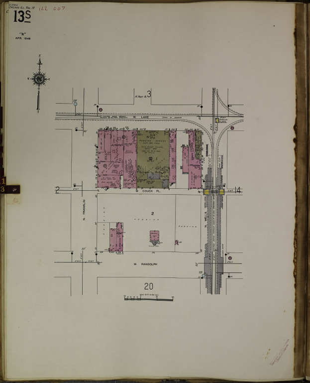 Offenes Buch mit detaillierter Stadtplanzeichnung auf seinen Seiten, begleitet von Text und architektonischen Zeichnungen.