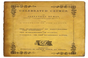 Ein altes Buch mit dem Titel "Berühmte Verbrechen" von Alexandre Dumas, das ein Porträt des Autors und detaillierte Designs auf dem Cover zeigt.