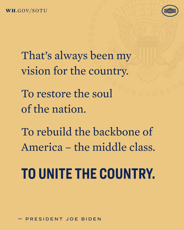 Plakat mit einem Zitat des Präsidenten Joe Biden, das besagt: "Das war immer meine Vision für das Land, das Seelenheil der Nation wiederherzustellen, Amerika wiederaufzubauen - die Mittelschicht zu vereinen."